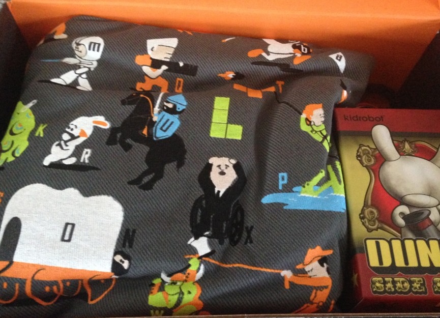 Unboxing February’s Warrior edition of Loot Crate