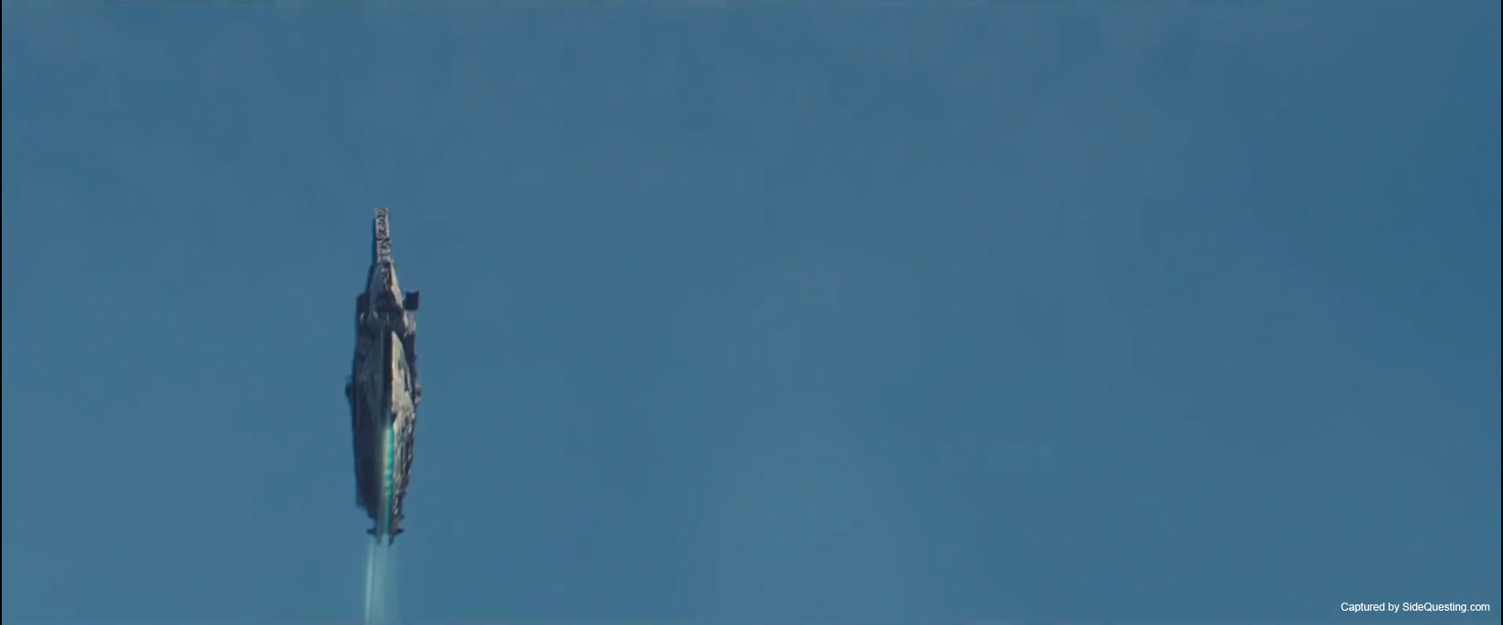 SQ-StarWars-Force-Awakens-04