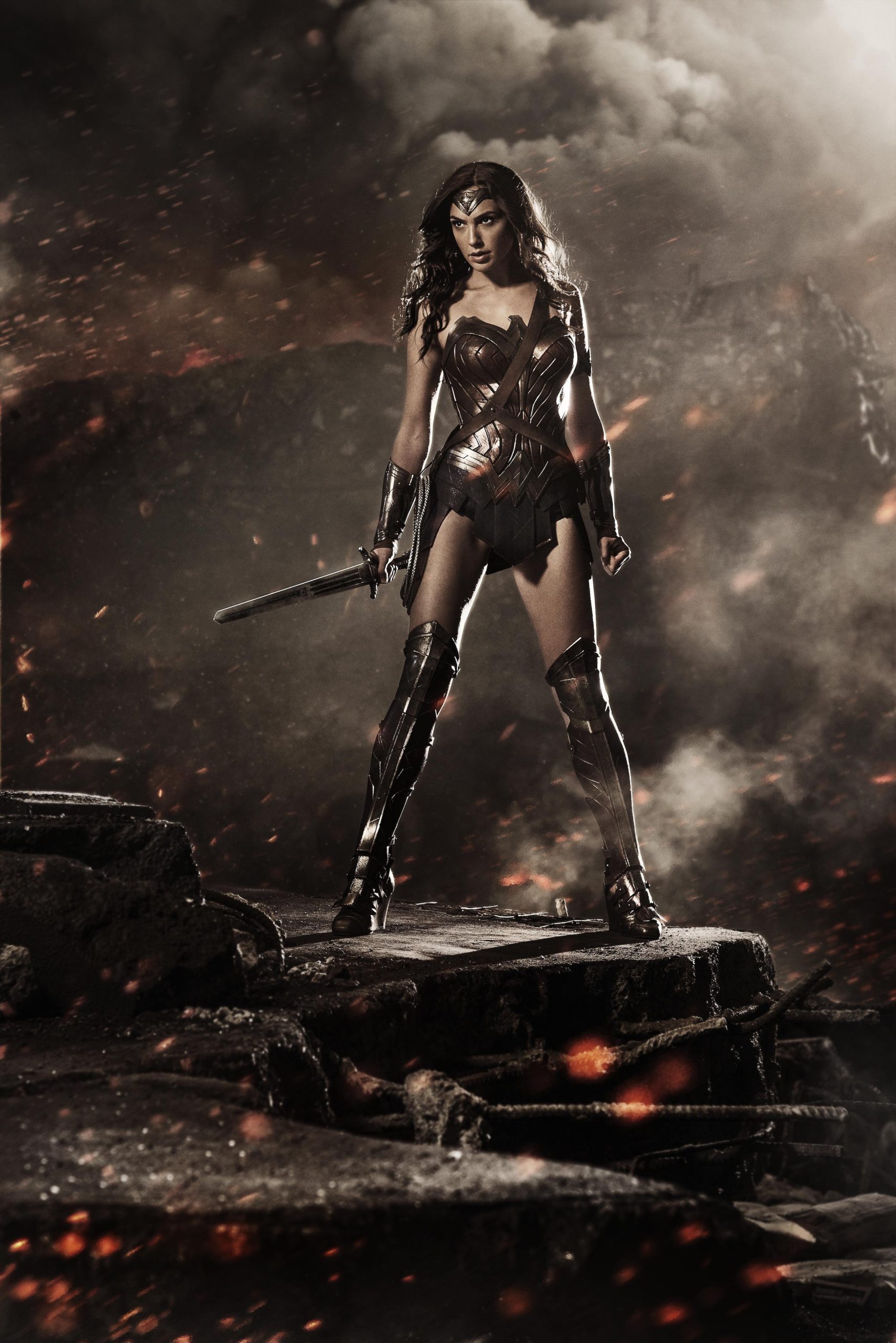 Zack Snyder reveals first look at Gal Gadot as Wonder Woman in Batman vs Superman