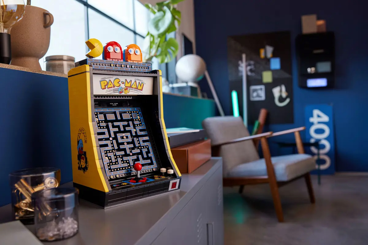 LEGO reveals PAC-MAN arcade cabinet